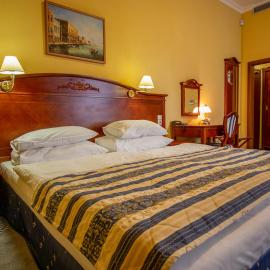 Hotel Giovanni Giacomo，位于特普利采的酒店