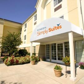 Sonesta Simply Suites Atlanta Gwinnett Place，位于德卢斯的酒店