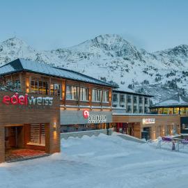 Superior Hotel Edelweiss，位于上陶恩的酒店