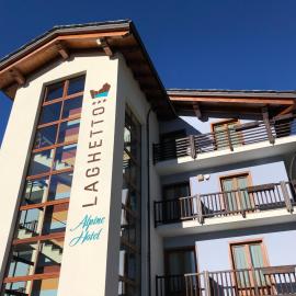 Laghetto Alpine Hotel & Restaurant，位于布吕松的酒店