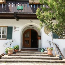 Pension Karner，位于米滕瓦尔德的酒店