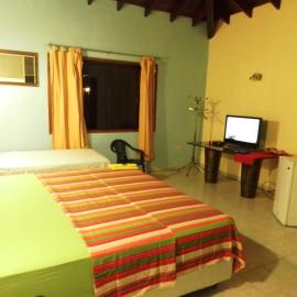Hotel Las Residentas，位于Luque的酒店