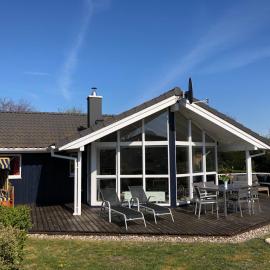 Strandhus - Haus 37，位于格洛米茨的酒店