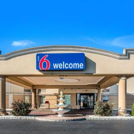 Motel 6-Levittown, PA - Bensalem，位于莱维顿的酒店
