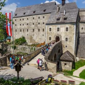 Burg Altpernstein，位于Untermicheldorf的酒店