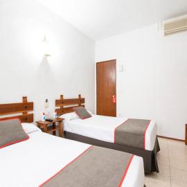 Hostal Santiago，位于埃希哈的酒店