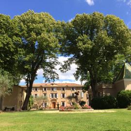 Château Rieutort Gîtes，位于Saint-Pargoire的酒店