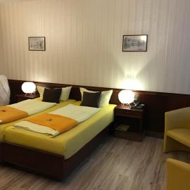 Hotel Schöne Aussicht，位于魏森费尔斯的酒店