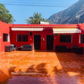 Pensión Casa Trudo，位于弗龙特拉的酒店