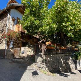 Auberge De La Forêt - Hôtel，位于奥瑞斯的酒店