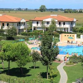 Lecci Lido Altanea，位于卡奥莱的酒店