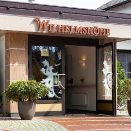 Berggasthof Wilhelmshöhe，位于Stemwede的酒店