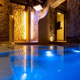 Oste del Castello Wellness & Bike Hotel，位于韦鲁基奥的酒店