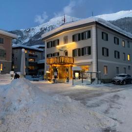 Hotel Spöl Restaurant，位于策尔内茨的酒店
