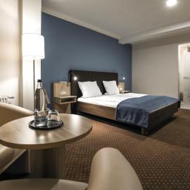 Bergmark Hotel，位于Steinfeld的酒店