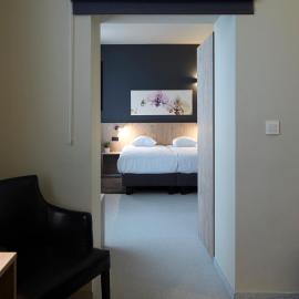 Alpha Hotel and Aparthotel，位于蒂嫩的酒店