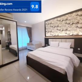 Apartemen Grand Kamala Lagoon Studio By Bonzela Property，位于贝克西的酒店