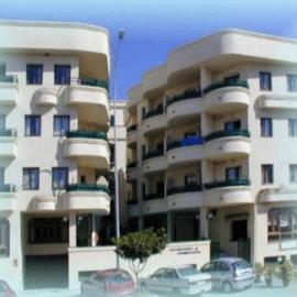 Apartamentos Mediterraneo，位于内尔哈的酒店