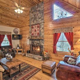 Outdoor Adventure - Charming Cabin w/ Hot Tub