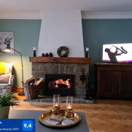 Au Pied Du Château