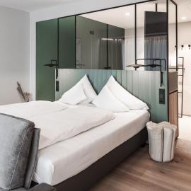 Stadthotel Goldenes Schiff，位于巴德伊舍的酒店