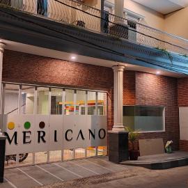 Americano Hotel Syariah Yogyakarta,位于日惹的酒店