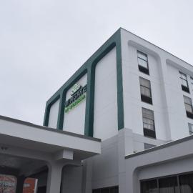Wingate by Wyndham Baltimore BWI Airport，位于巴尔的摩的酒店