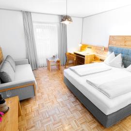 Hotel-Restaurant-Café Krainer，位于朗根旺的酒店