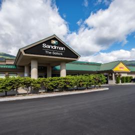 Sandman Hotel Revelstoke，位于雷夫尔斯托克的酒店
