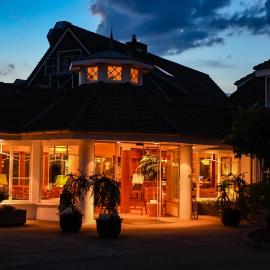 Ringhotel Klövensteen，位于谢讷费尔德的酒店
