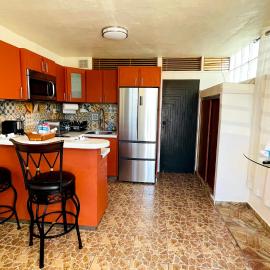 Cozy Studio Retreat with Private Parking and FREE Laundry