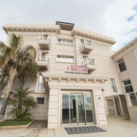 Best Western Plus Hotel Perla Del Porto，位于卡坦扎罗丽都的酒店