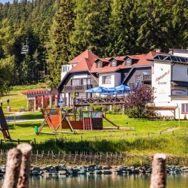 Alpengasthof Enzian，位于默尼希基兴的酒店
