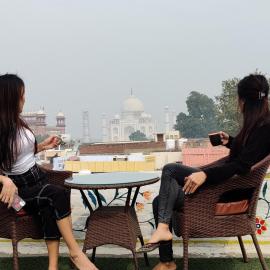 Joey's Hostel Agra - 200m from Taj Mahal，位于阿格拉的酒店