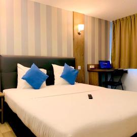 Hotel RBX - Roubaix Centre，位于鲁贝的酒店