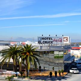 Hotel El Cruce Moraleda,位于Moraleda de Zafayona的酒店