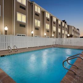 Super 8 by Wyndham San Antonio Airport North,位于圣安东尼奥的酒店