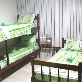 Solar de Paz 2-Ubicado en pleno Centro-Aparcamient，位于里韦拉的酒店