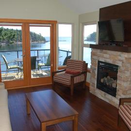 Mayne Island Resort,位于Mayne Island的酒店