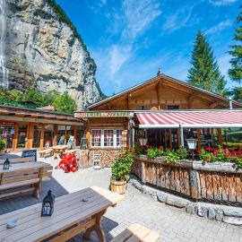 Camping Jungfrau，位于劳特布龙嫩的酒店