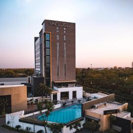 Hotel Kasturi Orchid，位于Pāl的酒店