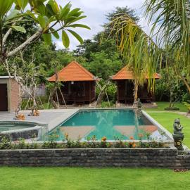 Medori Putih Homestay，位于乌鲁瓦图的酒店