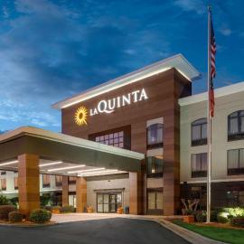 La Quinta Inn & Suites by Wyndham-Albany GA,位于奥尔巴尼的酒店