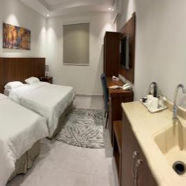 فندق كنان سويت，位于Sulţānah的酒店