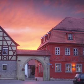Rotes Ross Marktbergel，位于Marktbergel的酒店