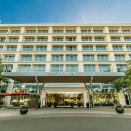 Miyako Hybrid Hotel Torrance，位于托伦斯的酒店