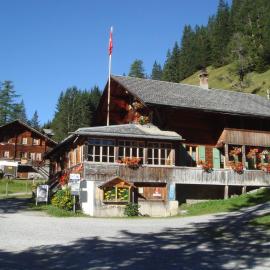 Berghaus Iffigenalp，位于伦克的酒店