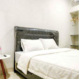 Rudi Rooms near Stasiun Cikarang Mitra RedDoorz