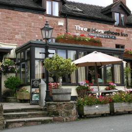 Three Horseshoes Country Inn,位于利克的酒店
