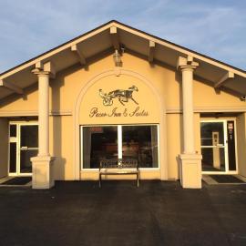 Pacer Inn & Suites Motel，位于特拉华的酒店